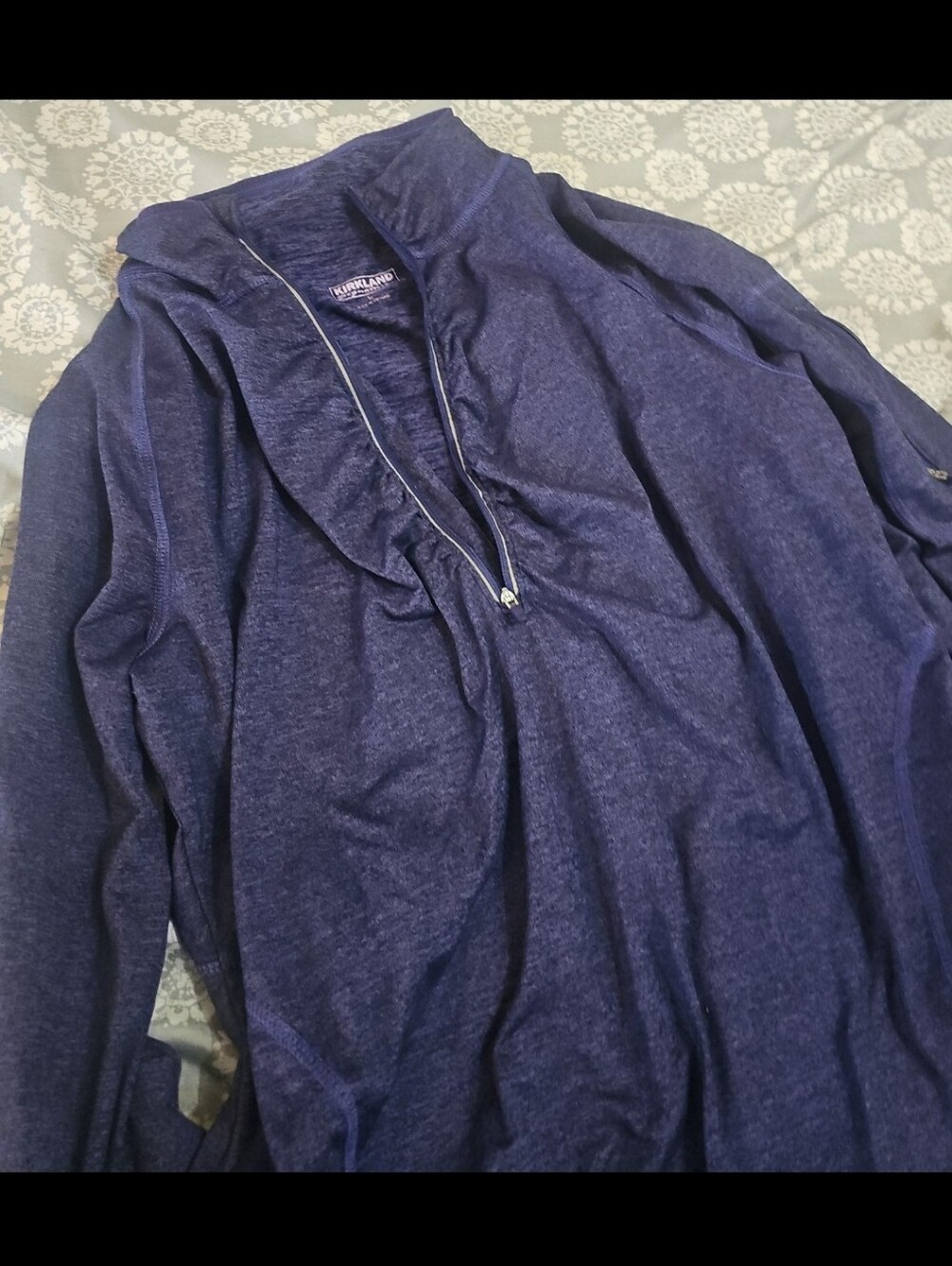 Purple Kirkland quarter zip size Large.